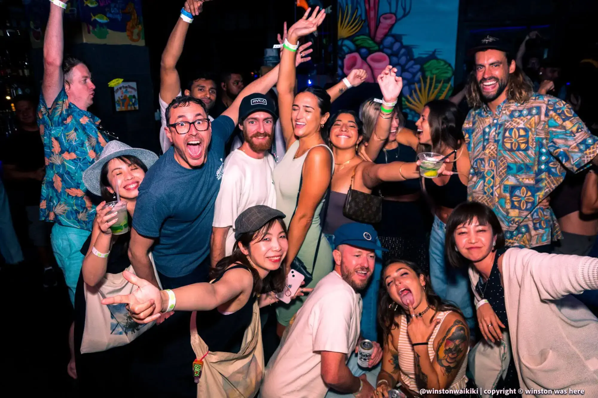 Fyre By Night nightclub atmosphere Waikiki