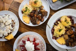 Where to Eat Near Me Waikiki