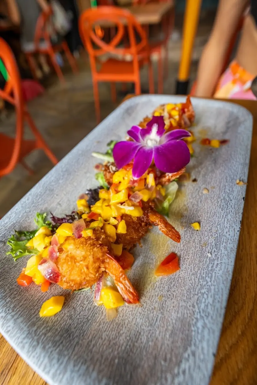 ShoreFyre Kahuku style garlic shrimp plate close-up