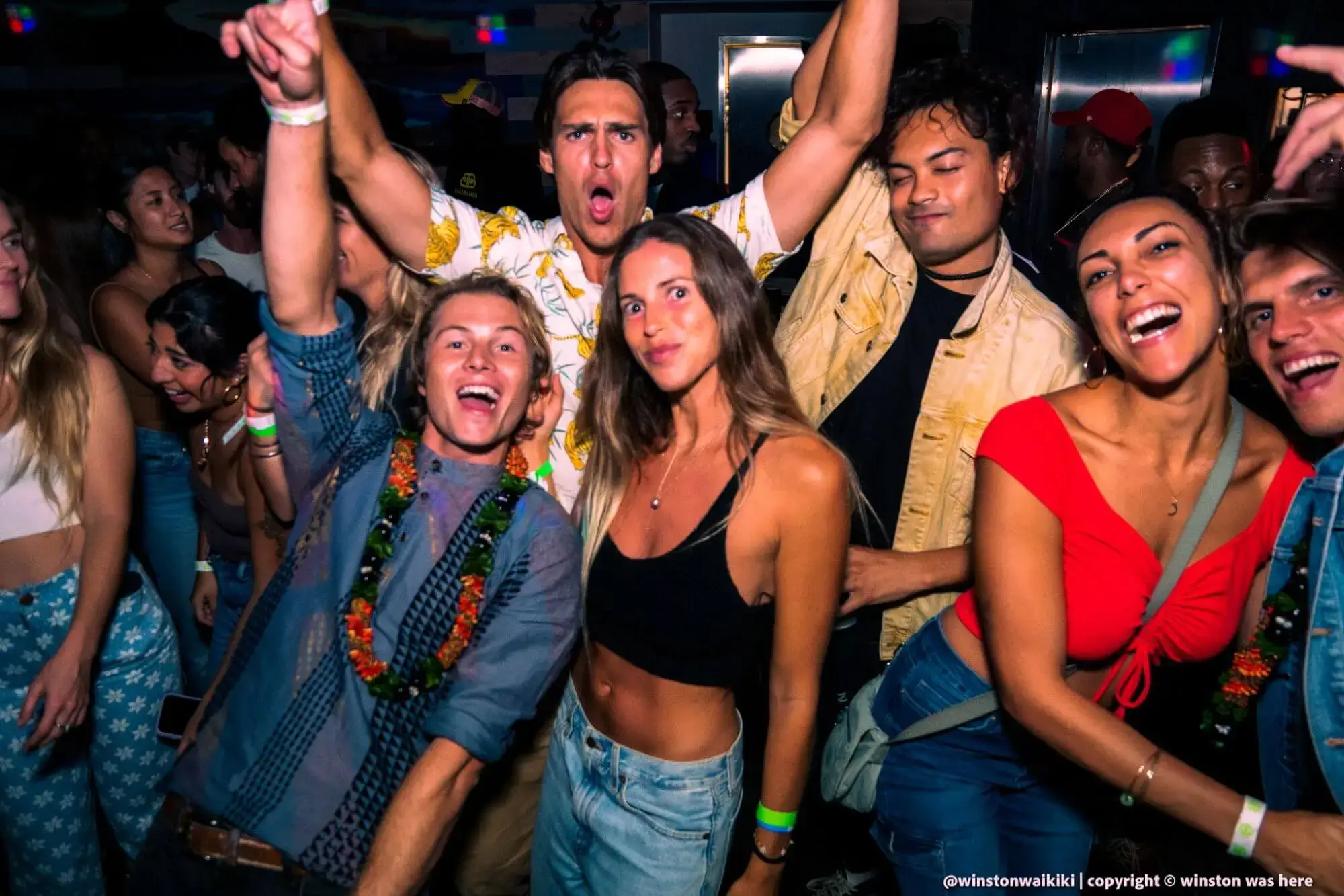 Fyre By Night – things to do in Waikīkī at night